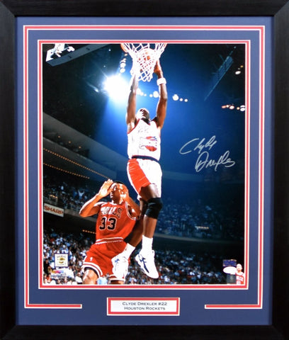 CLYDE DREXLER AUTOGRAPHED HOUSTON ROCKETS 16x20 FRAMED PHOTO JSA