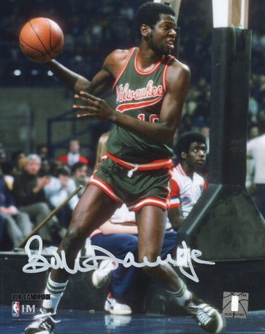 Milw Bucks HOF'er BOB DANDRIDGE Signed 8x10 Photo #5 AUTO - 1971 NBA Champ
