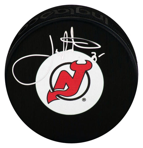 Joe Nieuwendyk Signed New Jersey Devils Medium Logo Hockey Puck - (SCHWARTZ COA)