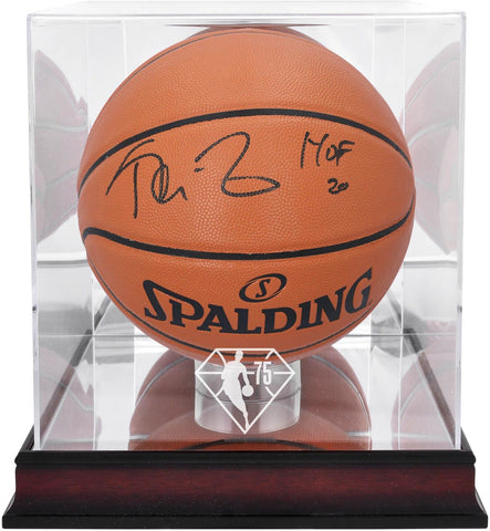 Kevin Garnett Celtics Signed Spalding Indoor/Outdoor Ball w/Insc & Display Case