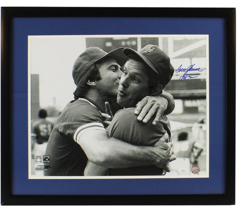 Tom Seaver Signed New York Mets Framed 16x20 Black & White MLB Photo