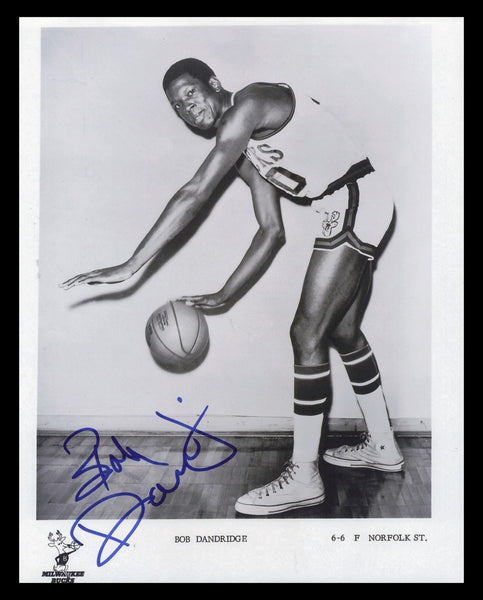 Bob Dandridge Autographed Signed 8x10 Photo Milwaukee Bucks SKU #245672