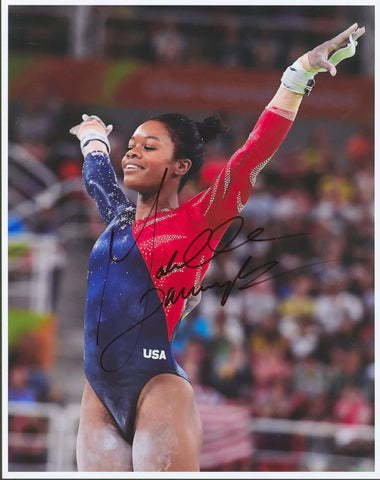 Gabby Douglas Summer Olympics Authentic Signed 11x14 Photo BAS #B91312
