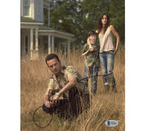 Sarah Wayne Callies Signed The Walking Dead Unframed 8x10 Photo - w/ Rick & Carl