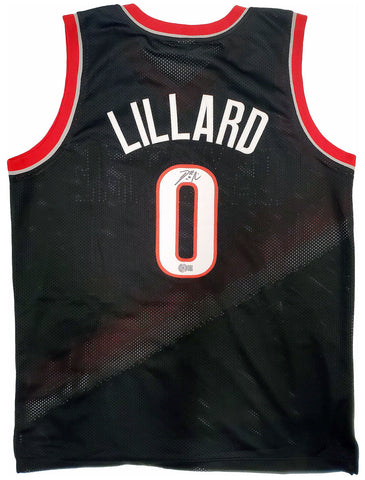 PORTLAND TRAIL BLAZERS DAMIAN LILLARD AUTOGRAPHED BLACK JERSEY BECKETT 195942