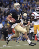 Jake Locker Autographed 8x10 Photo University of Washington MCS Holo #63155