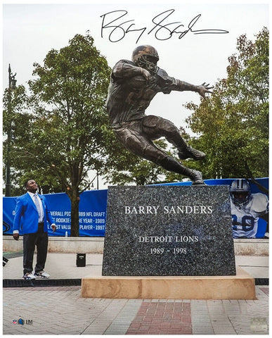 Barry Sanders Signed Lions Barry Sanders Statue Unveiling 16x20 Photo - (SS COA)