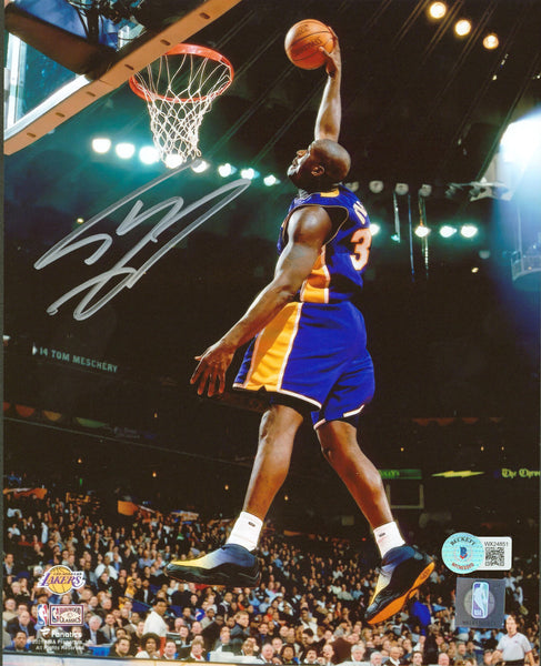 Lakers Shaquille O'Neal Signed 8x10 Vertical Dunk Photo Purple Jersey BAS Wit