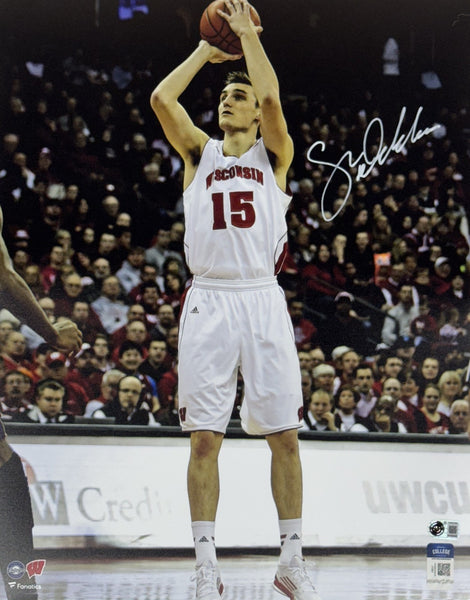 SAM DEKKER Signed 16x20 Photo #1 - Wisconsin Badgers AUTO - BAS