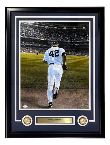 Mariano Rivera Signed Framed 16x20 New York Yankees Photo 652 Saves JSA