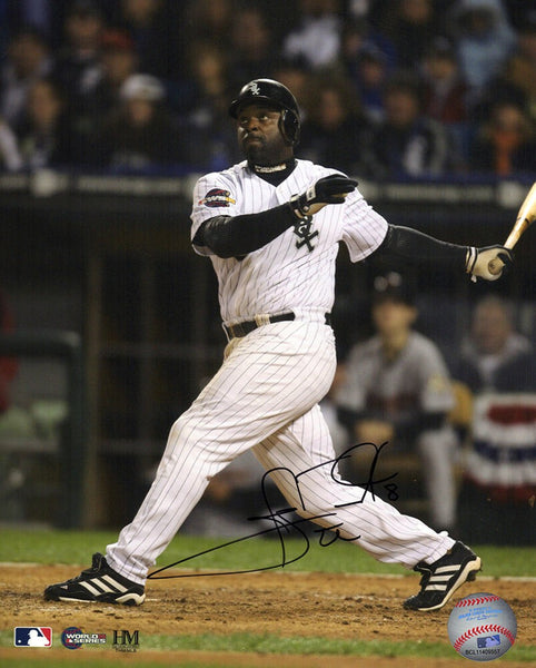 Carl Everett Signed White Sox 2005 WS Batting Action 8x10 Photo - (SCHWARTZ COA)