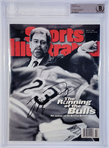 Michael Jordan Autographed SI 1996 Bulls Auto Grade NM/MT 8 Beckett 14880203