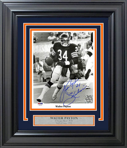 WALTER PAYTON AUTOGRAPHED FRAMED 8X10 PHOTO BEARS "SWEETNESS" PSA/DNA 209466