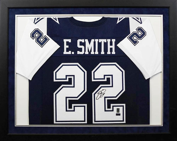 EMMITT SMITH AUTOGRAPHED DALLAS COWBOYS #22 FRAMED JERSEY COA