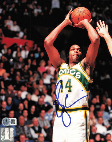 Sam Perkins Autographed 8x10 Photo Seattle Supersonics Beckett BAS QR #BS36827