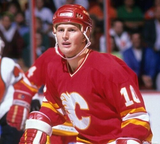 Gary Roberts Signed Calgary Flames Jersey (Beckett) 1989 Stanley Cup Champion