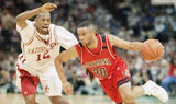 Damon Stoudamire Signed Arizona Wildcats Jersey (Steiner) 1995 7th Overall Pick