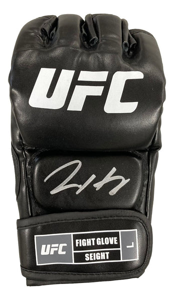 Max Holloway Signed UFC Replica Fight Glove BAS