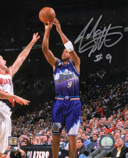 John Starks Signed Jazz Purple Jersey Shooting Action 8x10 Photo -(SCHWARTZ COA)