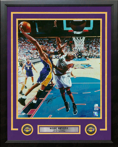 Kobe Bryant 2001 Finals Autographed Signed LA Lakers 16x20 Framed Photo PSA COA