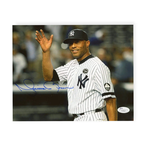 Mariano Rivera New York Yankees Signed Autographed 8x10 Photo JSA