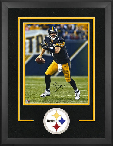 Ben Roethlisberger Pittsburgh Steelers Framed Signed 16 x 20 Vertical Photo