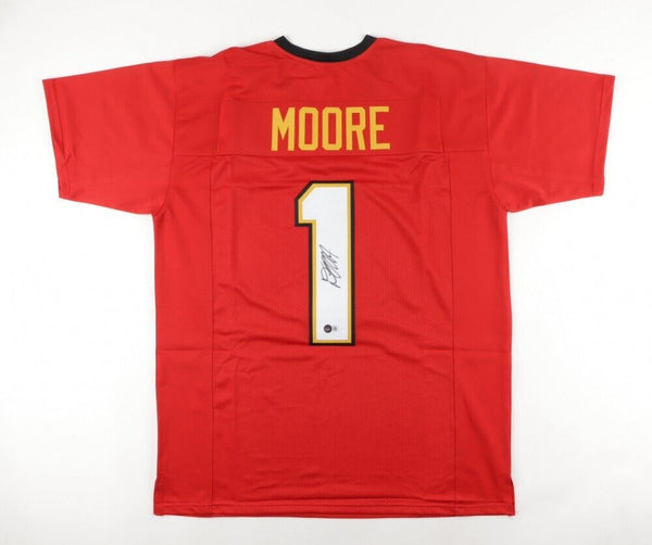 D J. Moore Maryland Terrapin Signed Jersey (Beckett) Chicago Bears Wide Receiver
