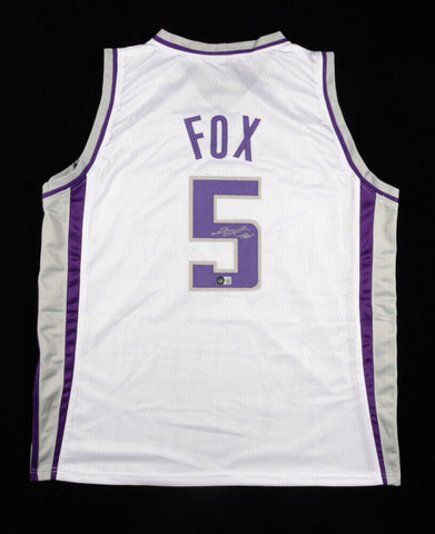 De'Aaron Fox Signed Sacramento Kings Jersey (Beckett) #5 Pck 2017 NBA Draft