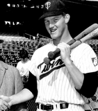 Jim Kaat Signed Louisville Slugger Pro Stock Bat (Schwartz) 1970s Twins Ace