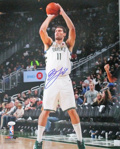 Milw Bucks Center BROOK LOPEZ #11 Signed 16x20 Photo #4 AUTO - JSA