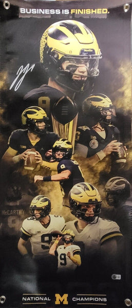 JJ MCCARTHY (MICHIGAN WOLVERINES) SIGNED 15.5x35.5 VINYL BANNER - BECKETT QR