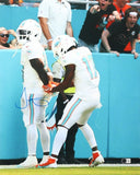 Tyreek Hill Signed Miami Dolphins 16x20 Photo (Beckett) Handcuff T.D Celebration