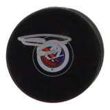 Anders Lee Signed New York Islander Logo Puck (JSA COA) Veteran N.Y. Left Winger