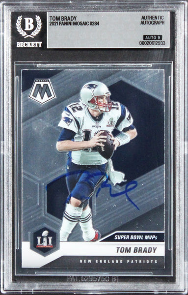 Patriots Tom Brady Signed 2021 Panini Mosaic #284 Card Auto 9! BAS Slabbed