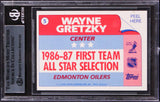 Oilers Wayne Gretzky Signed 1986 Topps Sticker Inserts #5 Card BAS Slabbed