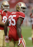 Vernon Davis Signed San Francisco 49ers Jersey (Beckett COA) 2xPro Bowl T.E.