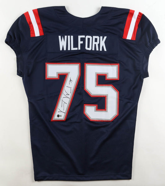 Vince Wilfork Signed New England Patriots Jersey (Beckett) 2xSuper Bowl Champ DT