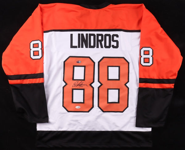 Eric Lindros Signed Philadelphia Flyers Jersey (JSA) NHL 1992-2007/ HOF 2016