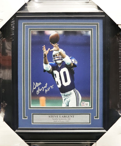 Steve Largent Autographed Framed 8x10 Photo Seahawks HOF 96 Beckett WY74790