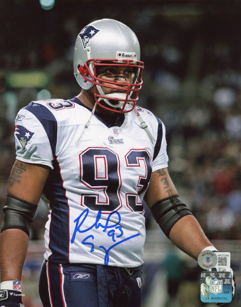 Richard Seymour Autographed New England Patriots 8x10 Photo Beckett 40709