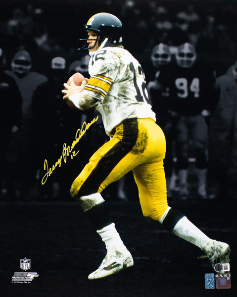 Terry Bradshaw Signed 16x20 Pittsburgh Steelers Spotlight Photo BAS