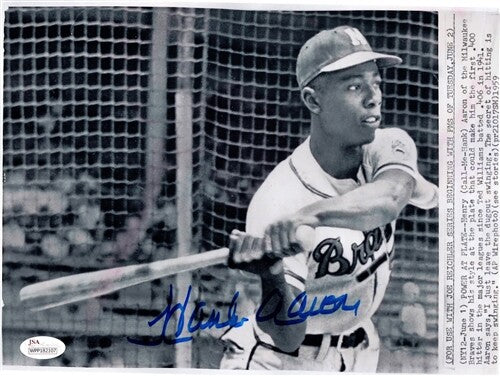 Milw Braves Henry HANK AARON Signed 8x10 Photo #14 AUTO HOF, MVP, WS CHMP - JSA