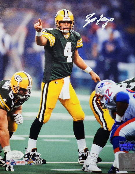 Packers NFL MVP & Hall of Famer BRETT FAVRE Signed 8x10 Photo #8 AUTO - JSA