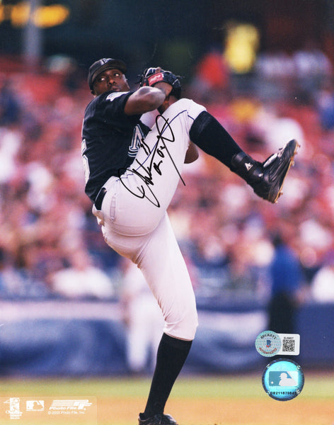 Dontrelle Willis Autographed Florida Marlins 8x10 Photo Beckett Authenticated