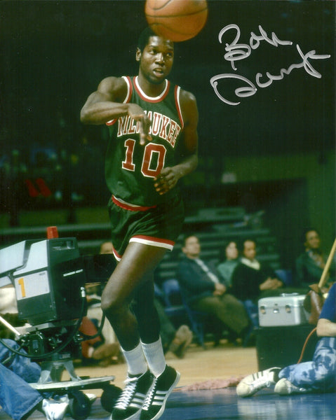 Milw Bucks BOB DANDRIDGE Signed 8x10 Photo #3 AUTO - 1971 NBA Champ