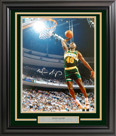 SHAWN KEMP AUTOGRAPHED FRAMED 16X20 PHOTO SEATTLE SUPERSONICS MCS HOLO 200378