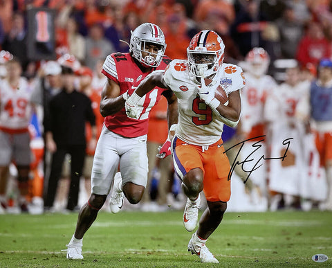 Travis Etienne Signed 16x20 Clemson Tigers Run Photo BAS