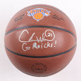 Charlie Ward Signed Knicks Logo NBA Basketball Inscribed "Go Knicks!" (Schwartz)