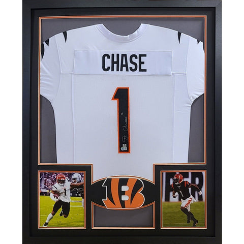 Ja'Marr Chase Autographed Signed Framed White Cincinnati Bengals Jersey BECKETT