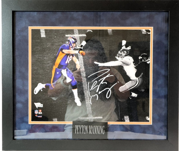 Peyton Manning Autographed 11x14 Photo framed/nameplate Fanatics Authentic COA